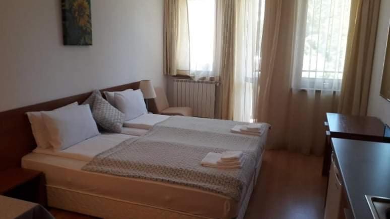 בורובץ Studios-Villa Park Sv מראה חיצוני תמונה